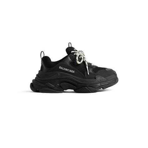 Balenciaga Official Online Boutique US.